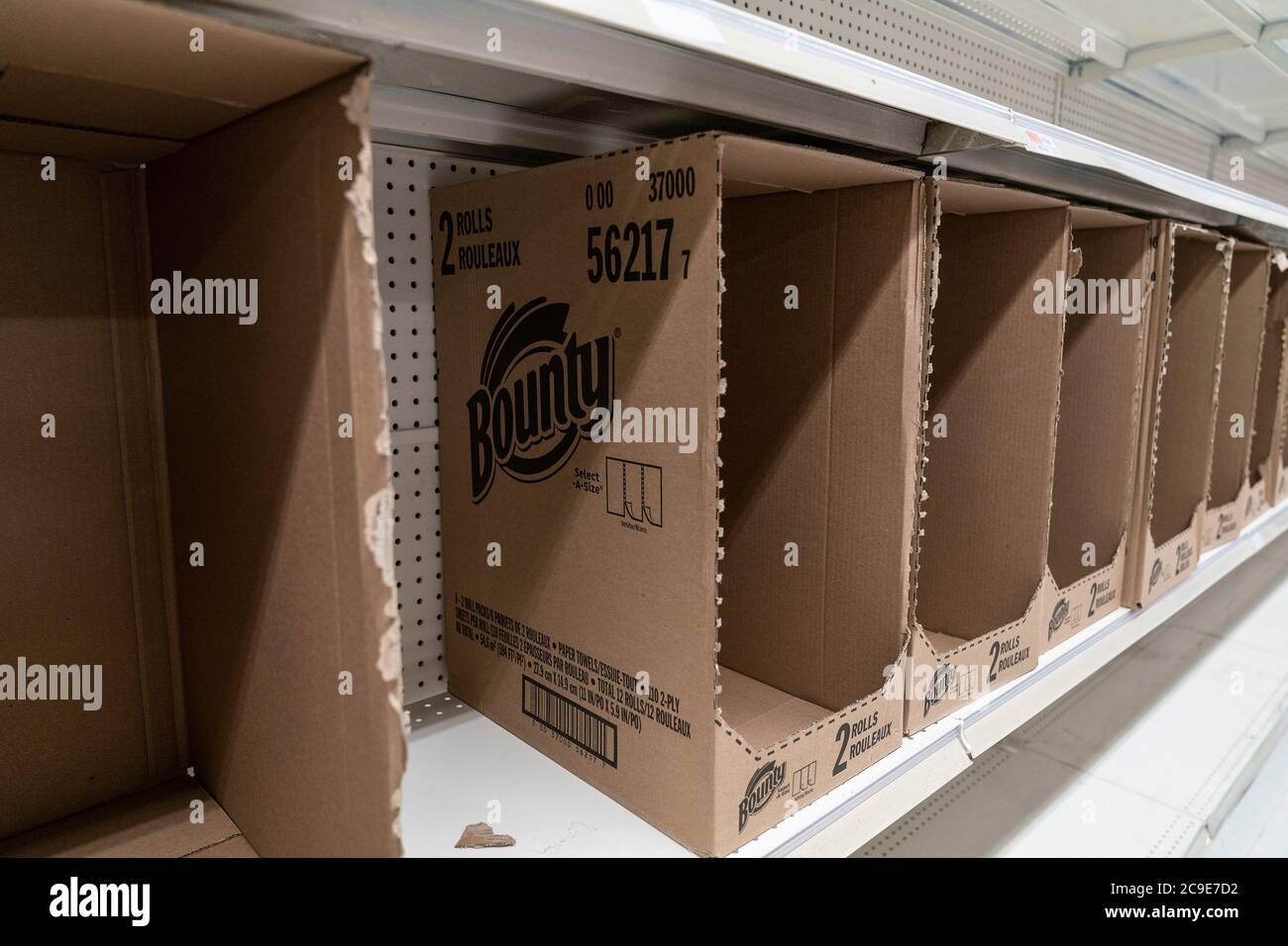Lima - Circa July 2020: Procter & Gamble Lima manufacturing plant. P&G is  the world's biggest advertiser with dozens of consumer brands and products  Stock Photo - Alamy