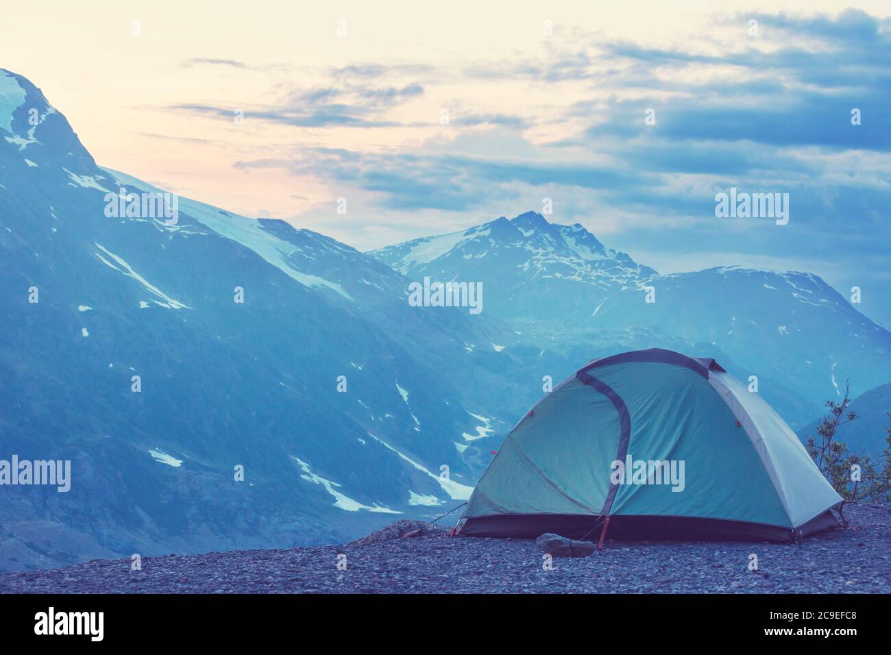Mt Baker National Park Trek Trekking Adventure High Resolution Stock Photography And Images Alamy Mt Baker National Park Trek Trekking Adventure High Resolution Stock Photography And Images Alamy