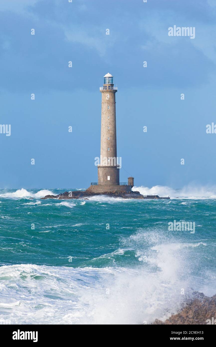 Leuchtturm Goury bei Sturm, Normandie Stock Photo