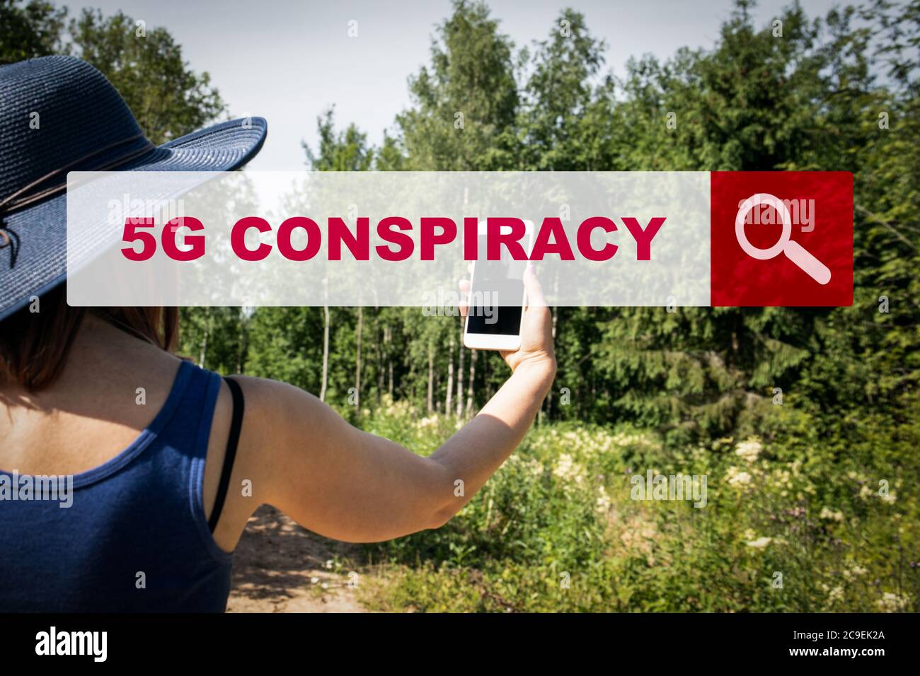 5G CONSPIRACY. Fake news, lies, intimidation and misinformation concept. Internet search engine Stock Photo