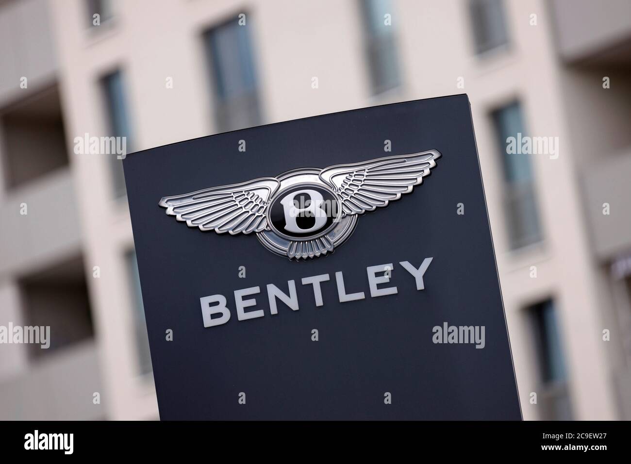 Cologne Deutschland 28th July 2020 The Logo Of The Car Manufacturer Bentley Which Has Been Owned