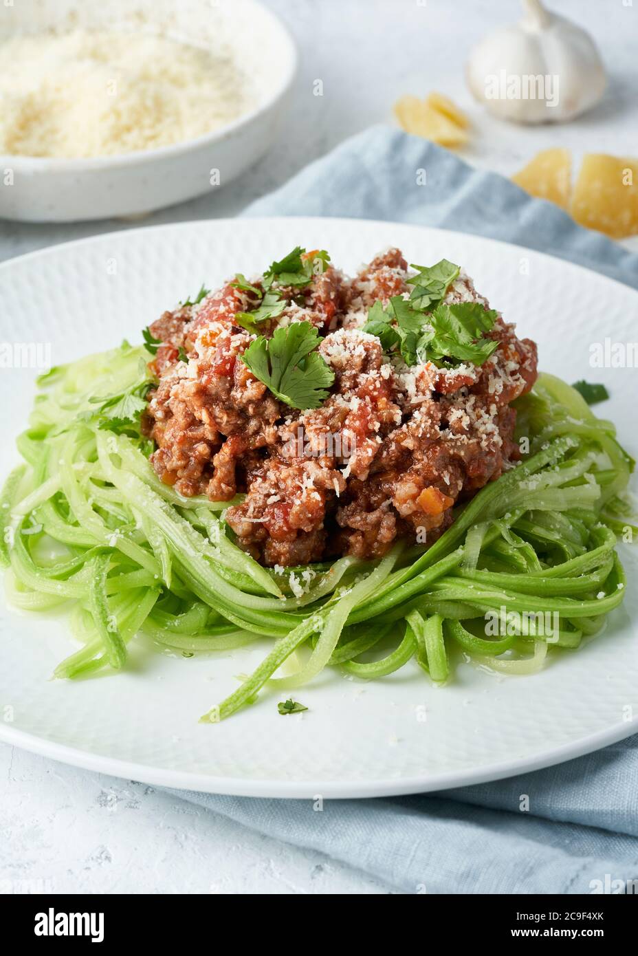 Keto pasta Bolognese with mincemeat and zucchini noodles, fodmap, lchf