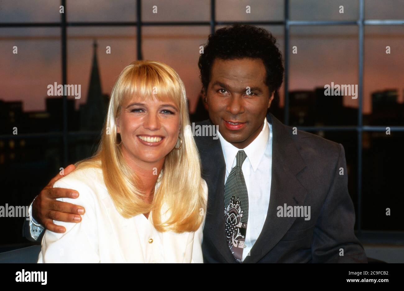 RTL Nachtshow, Late-Night-Talkshow, Deutschland 1994 - 1995, Sendung vom 24. Mai 1995, Gaststar: Linda de Mol, amerikanischer Schauspieler Philip Michael Thomas Stock Photo