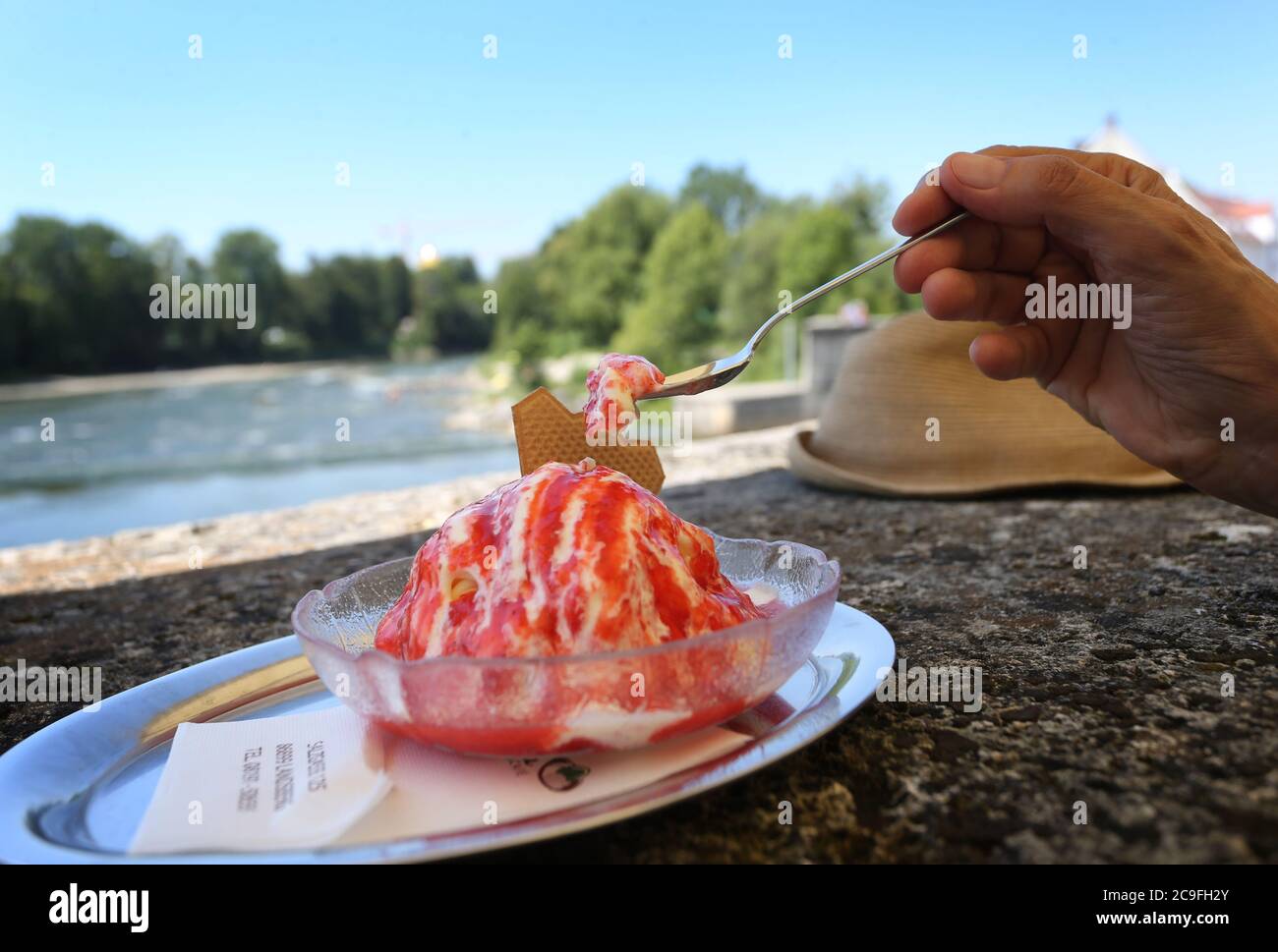 Spaghetti ice cream germany hires stock photography and images Alamy