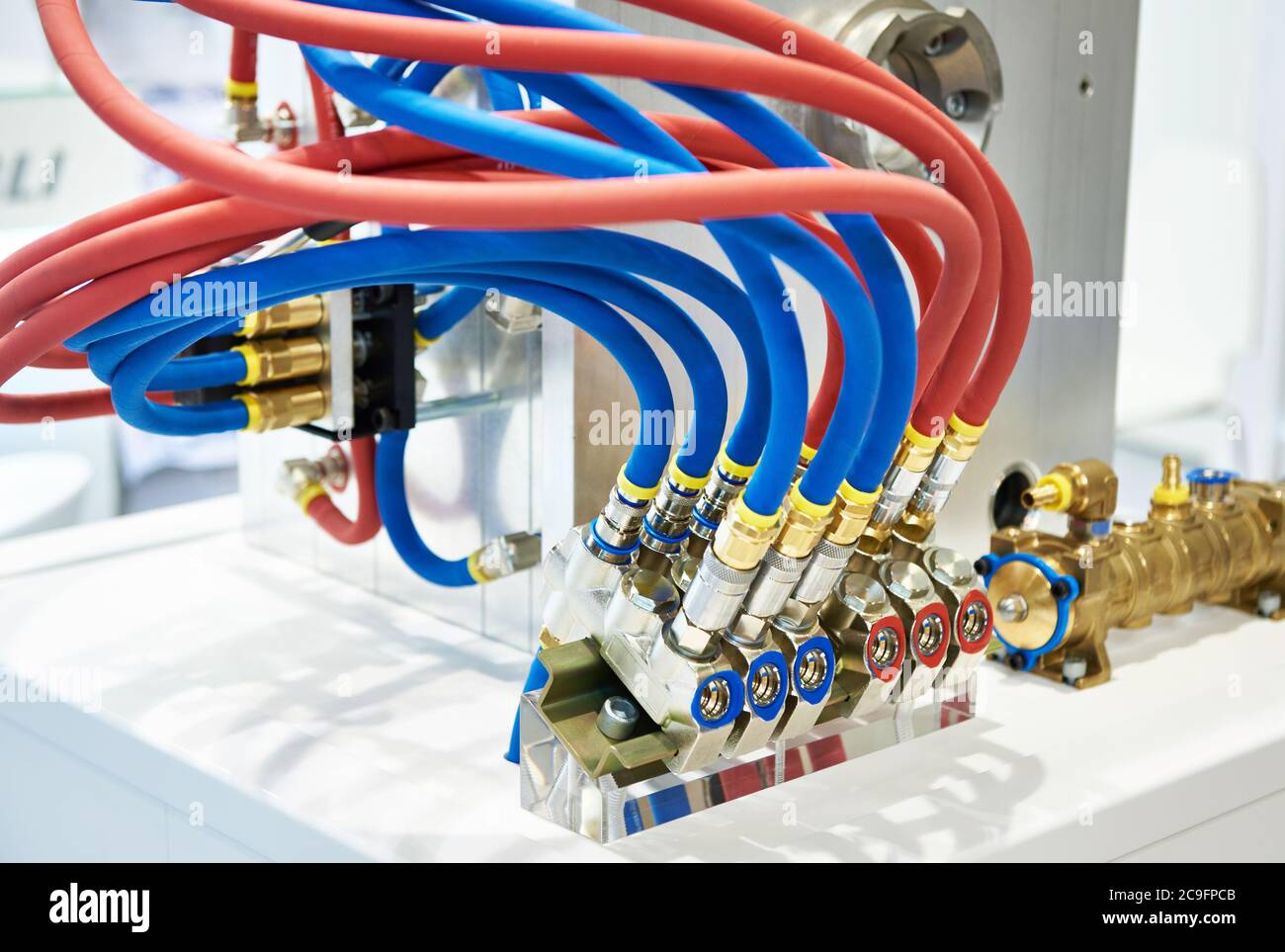 Hose connectors hi-res stock photography and images - Alamy