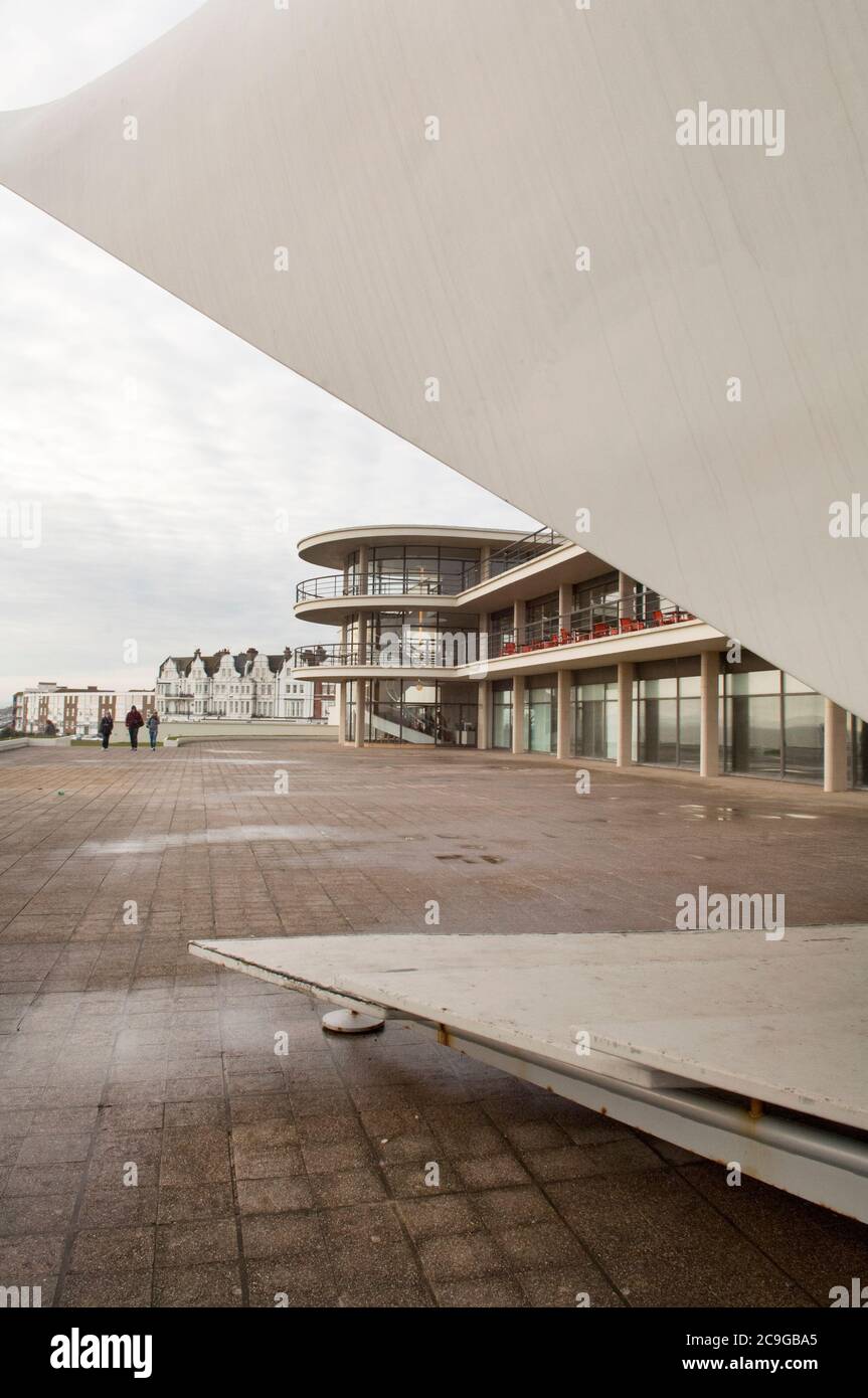 De La Warr Pavilion an Art Deco building in Bexhill On Sea, East Sussex designed by erich mendelsohn and serge chermayeff, constructed 1935. Stock Photo