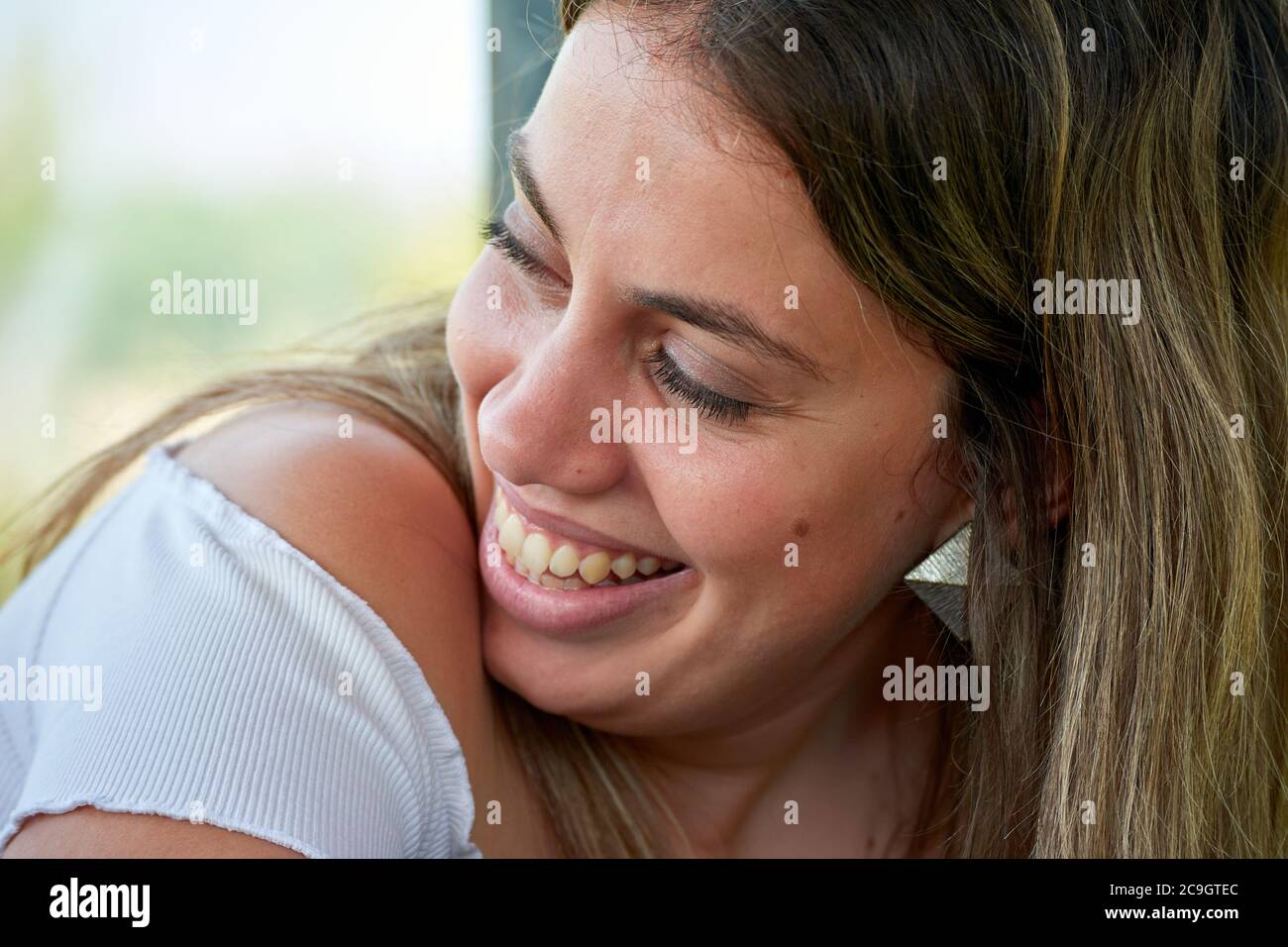 Closeup shot attractive smiling hi-res stock photography and images - Alamy
