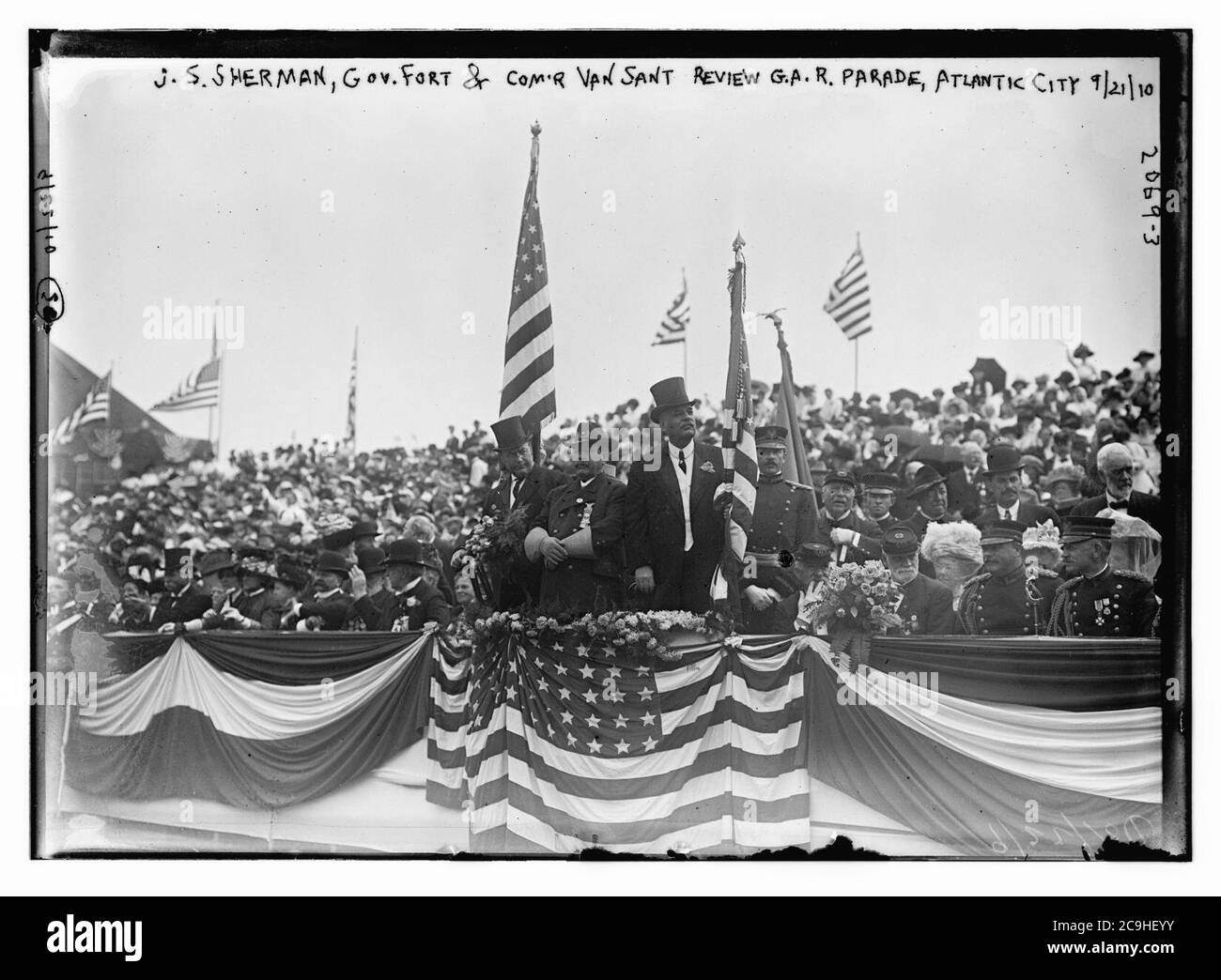 J.S. Sherman, Gov. Fort and Com'r van Sant review G.A.R. Parade