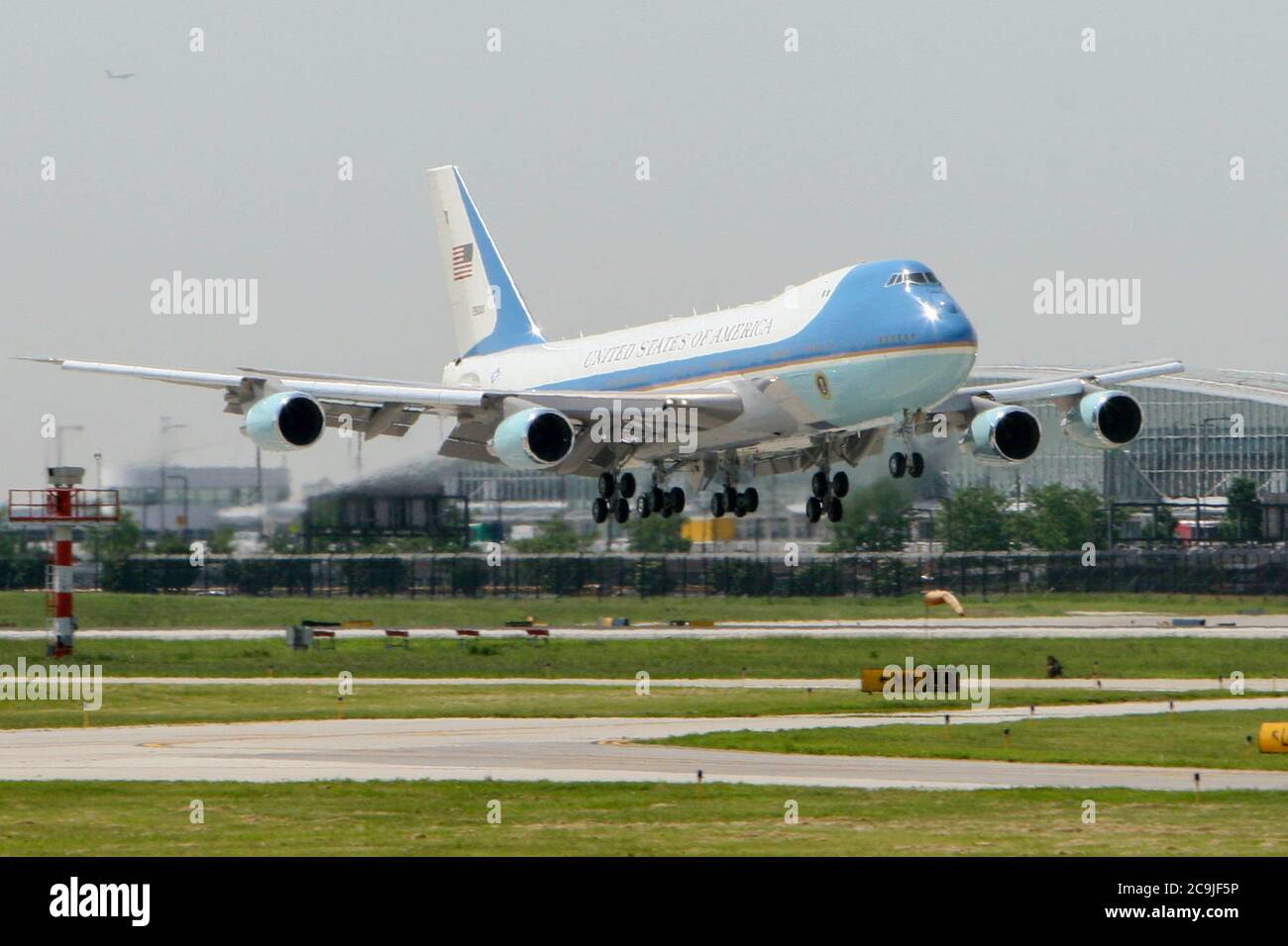 Air Force One landing at Chicago International Airport, Chicago, IL Stock Photo