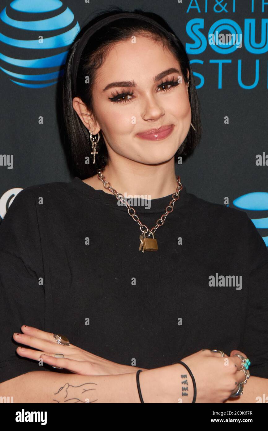 Maggie Lindemann Studio Session Hi Res Stock Photography And Images Alamy