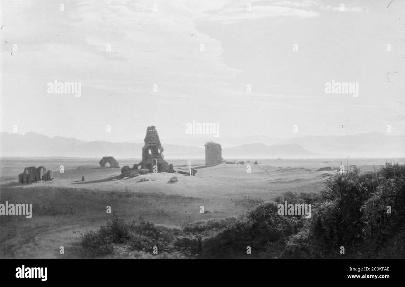 Classical roman ruins Black and White Stock Photos & Images - Alamy