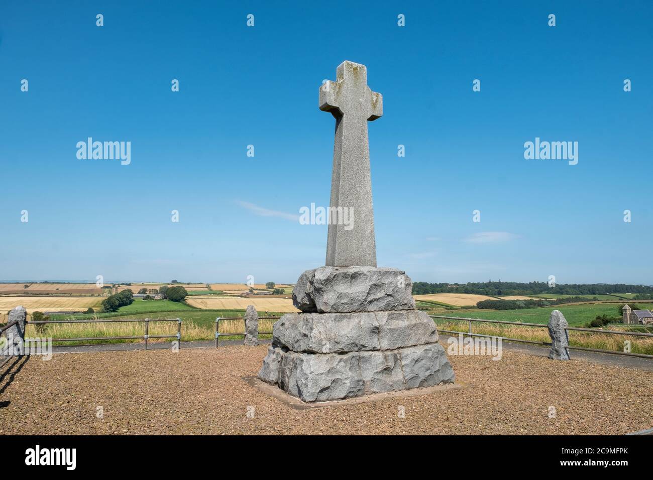 Granite stone cross on Branxton hill, Northumberland to commemorate the fallen at the Battle of Flodden field on September 9th 1513. Stock Photo