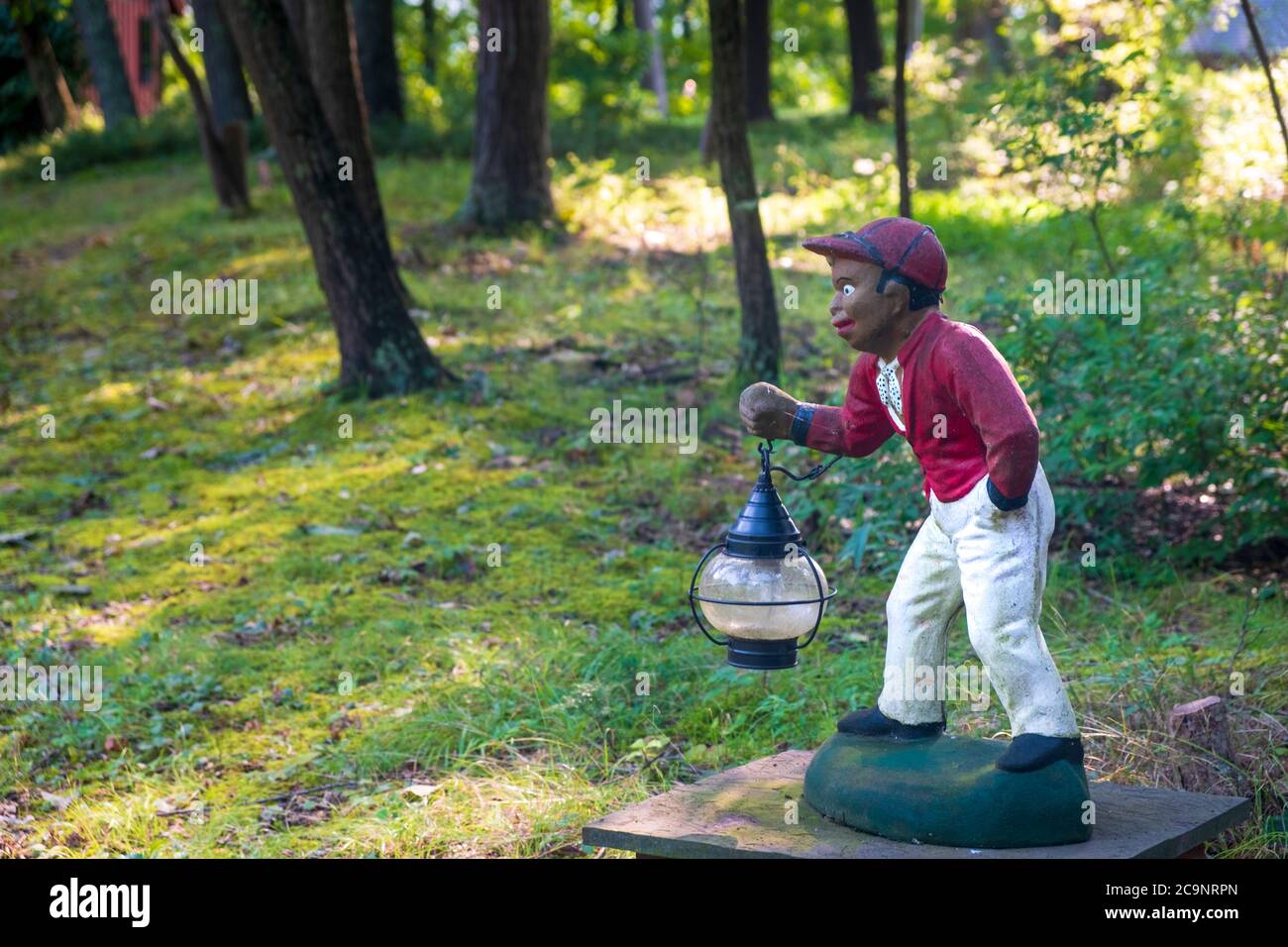 a Lawn Jockey, thought to be a symbolic aid-symbol to escaping slaves on the Underground Railroad, Pennsylvania, USA Stock Photo