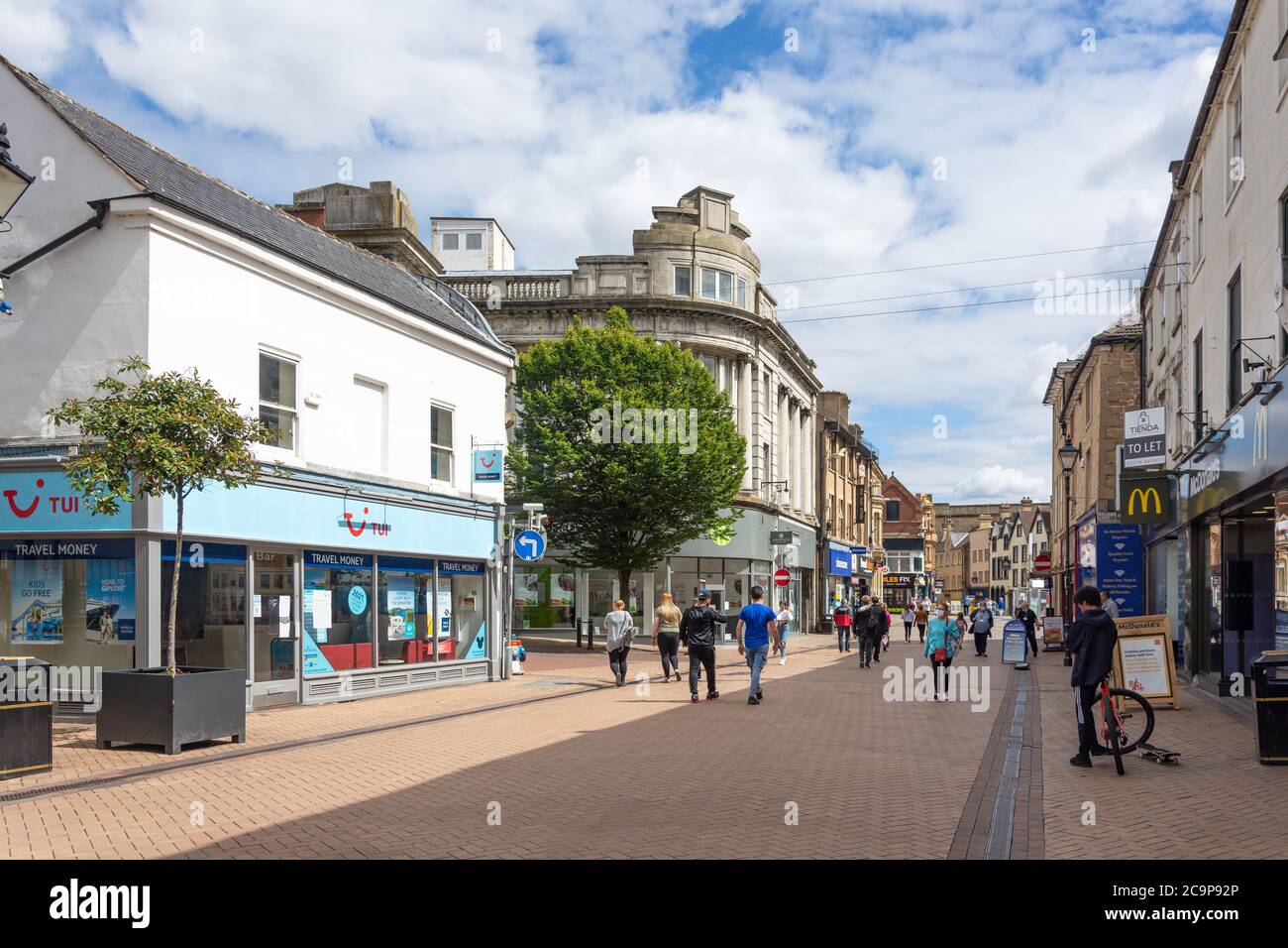 Pedestrianised shopping street, West Gate, Mansfield, Nottinghamshire, England, United Kingdom Stock Photo