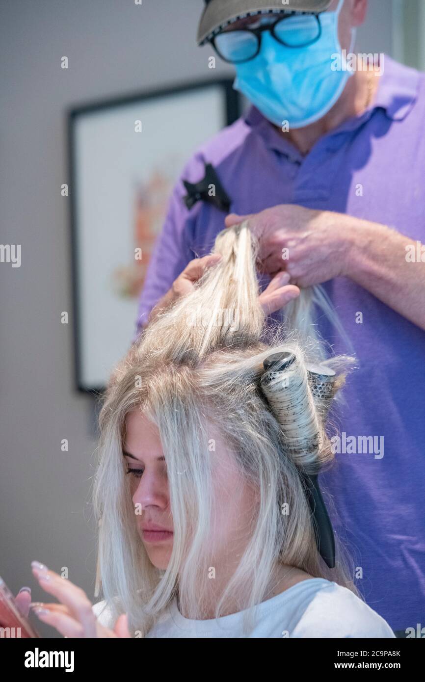 Bad haircut hairdressers hires stock photography and images Alamy