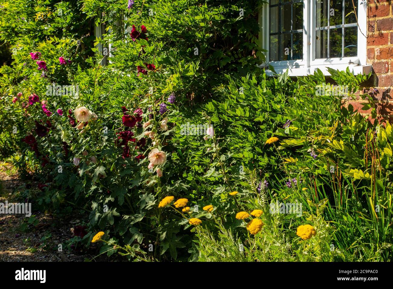 A quintessential English cottage garden Stock Photo