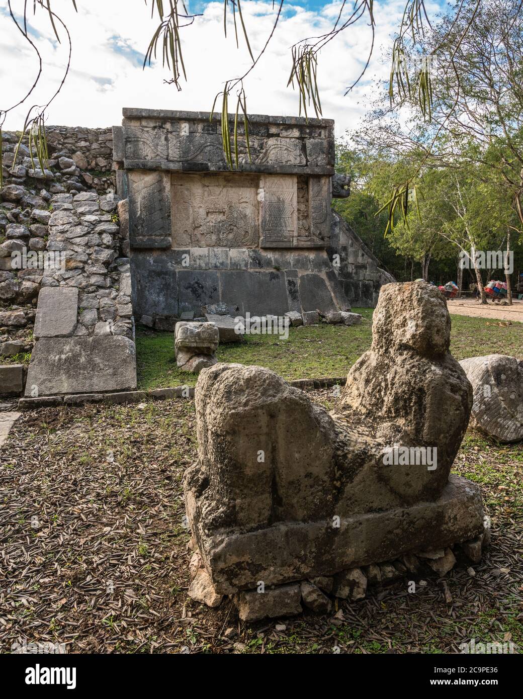 A Chac Mool statue by the Platform of Venus on the Main Plaza of the ruins of the great Mayan city of Chichen Itza, Yucatan, Mexico. Stock Photo