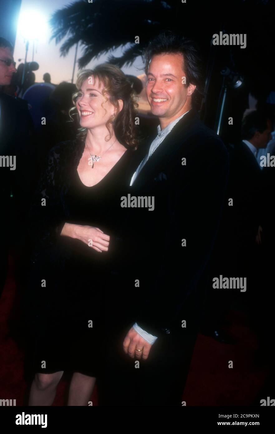 Santa Monica, California, USA 24th February 1996 Actress Roxanne Hart and actor Philip Casnoff attend the Second Annual Screen Actors Guild Awards on February 24, 1996 at Santa Monica Civic Auditorium in Santa Monica, California, USA. Photo by Barry King/Alamy Stock Photo Stock Photo
