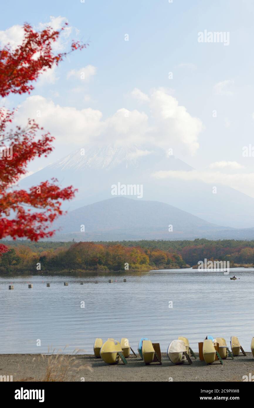 Colorful mount fuji hakone hi-res stock photography and images - Alamy