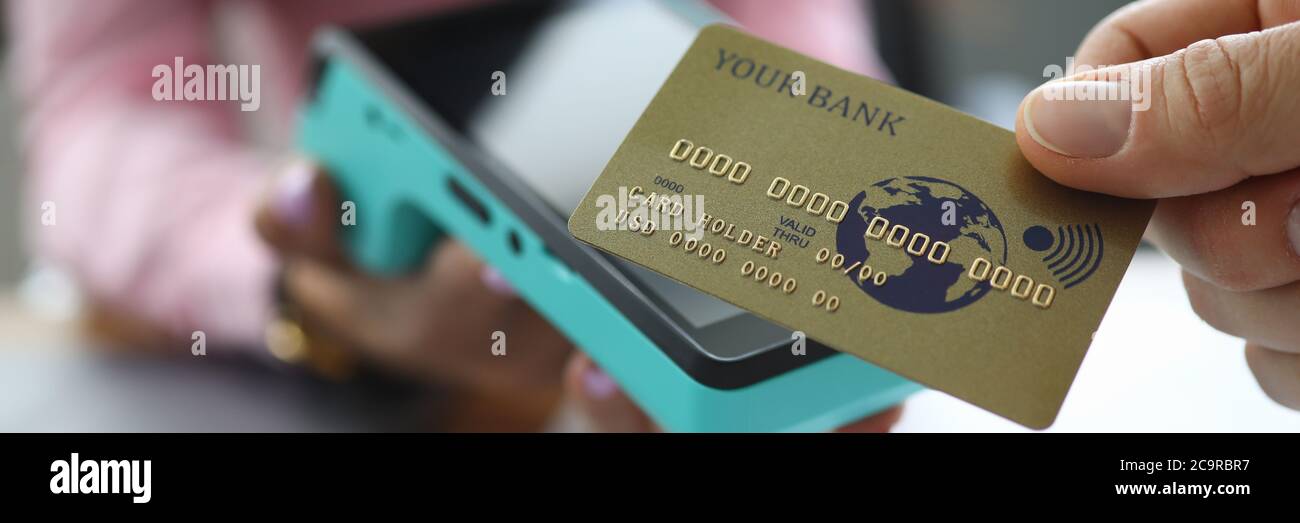 Cashless Transaction High Resolution Stock Photography and Images - Alamy