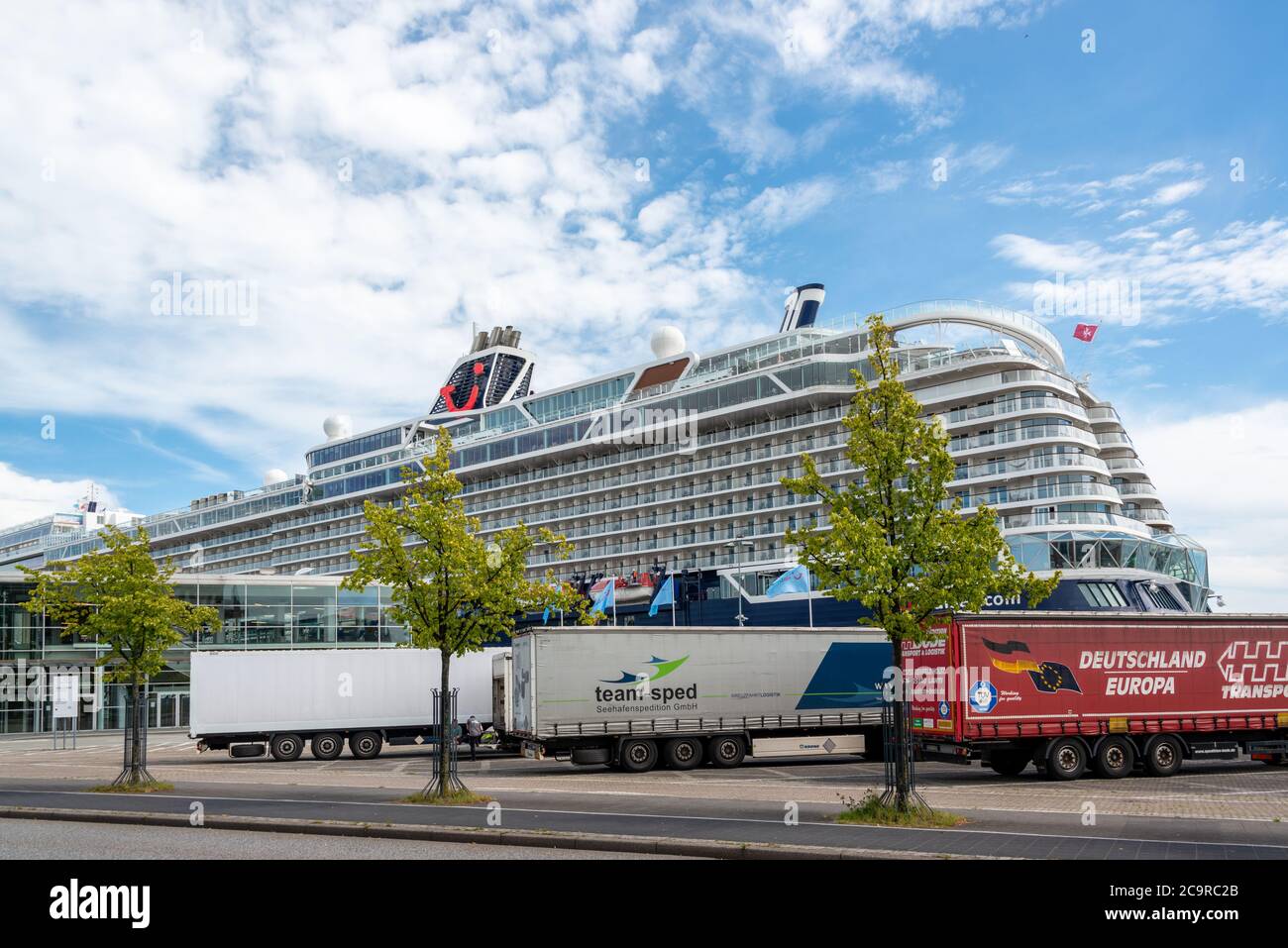 Kreuzfahrt schiff hi-res stock photography and images - Page 16 - Alamy