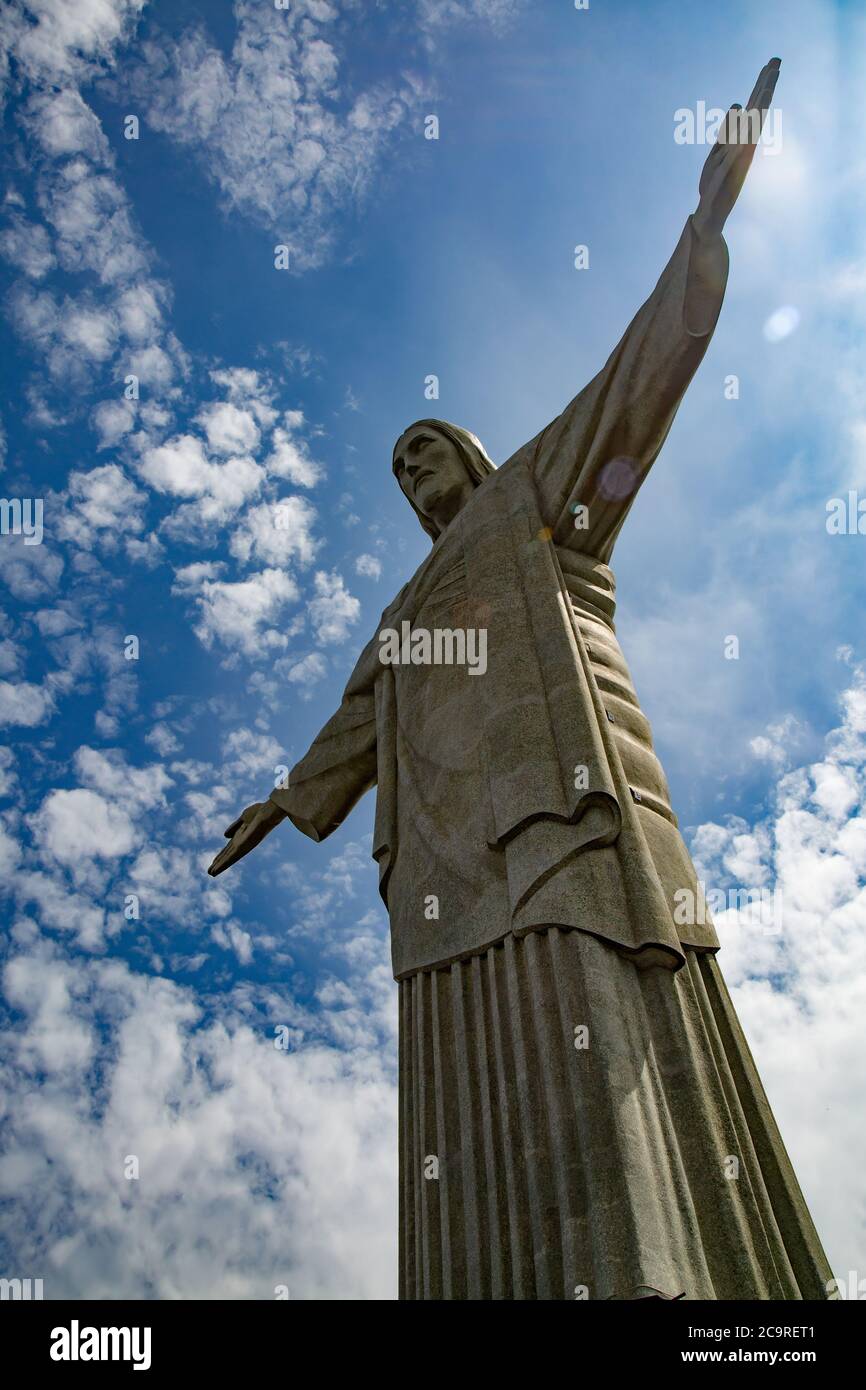 RIO DE JANEIRO, BRAZIL - NOVEMBER 05, 2015: Statue of Christ the ...