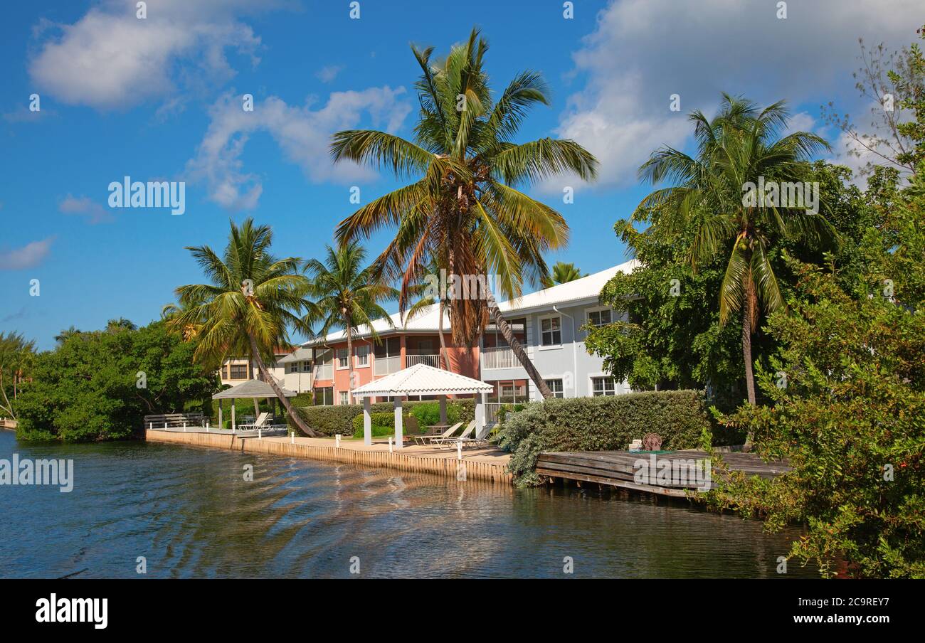 Luxury houses on the Grand Cayman island Stock Photo Alamy