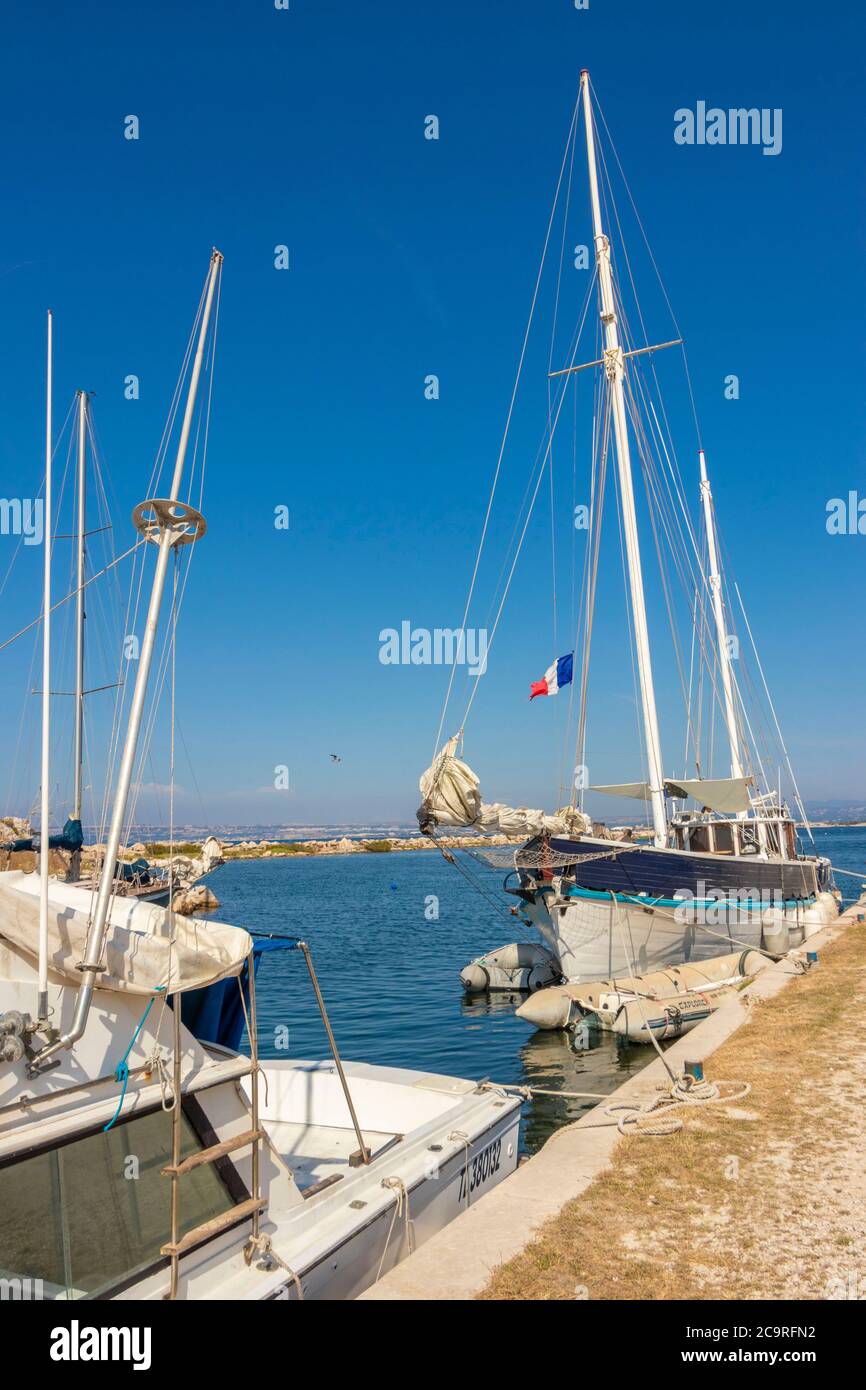 yachts in harbour at Port de Bouc Plaisance near Martigues in the south of  france Stock Photo - Alamy