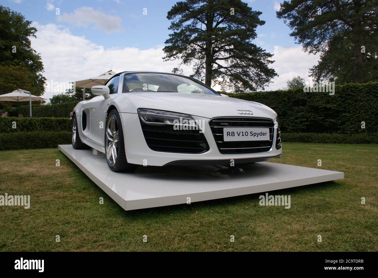 Audi r8 v10 spyder hi-res stock photography and images - Alamy