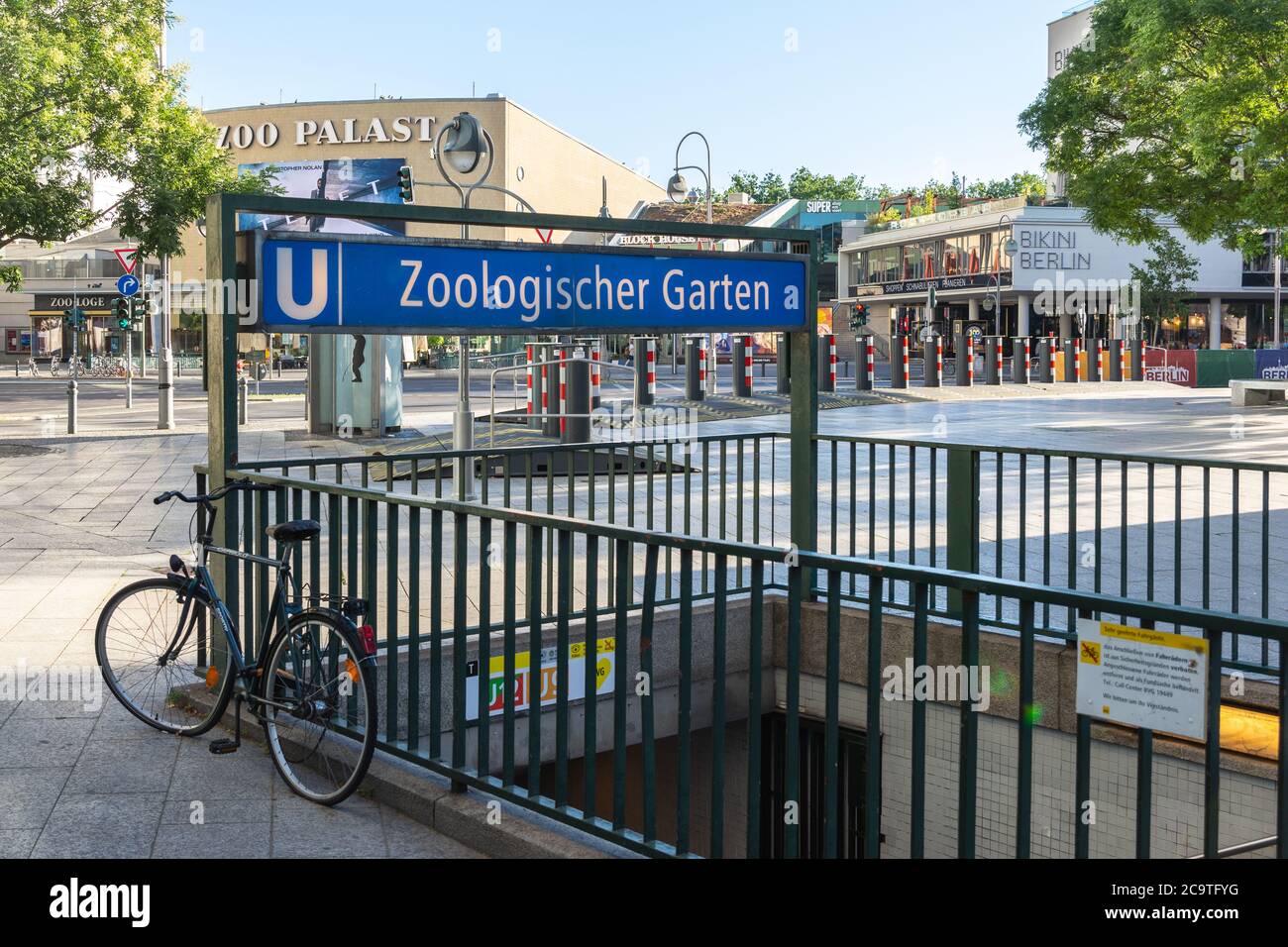 Subway entrance Zoologischer Garten in Berlin with a view of the Zoo-Palast cinema. Stock Photo