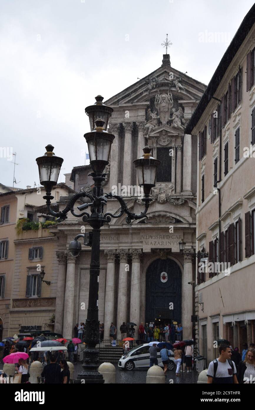 Santi Vincenzo e Anastasio a Fontana di Trevi Churches of Rome near