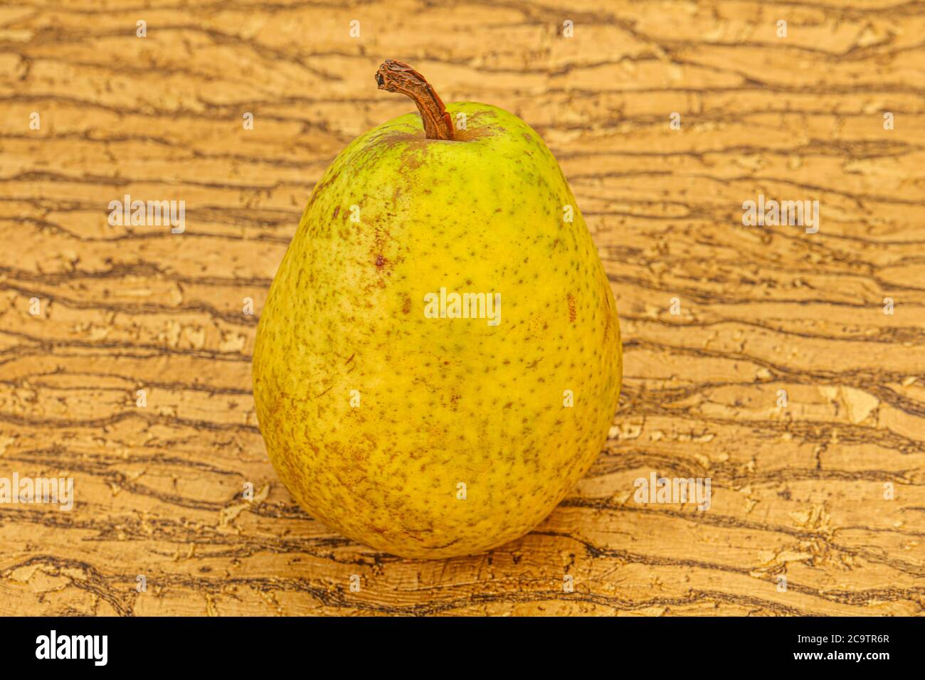 Ripe sweet juicy fresh green pear Stock Photo - Alamy