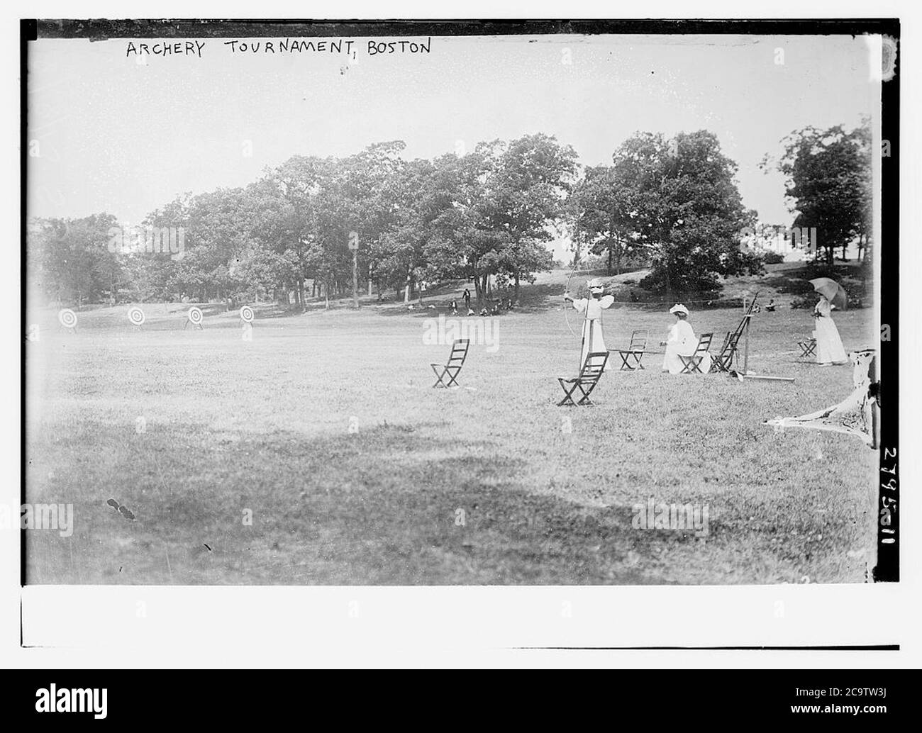 Historical archery tournament hires stock photography and images Alamy