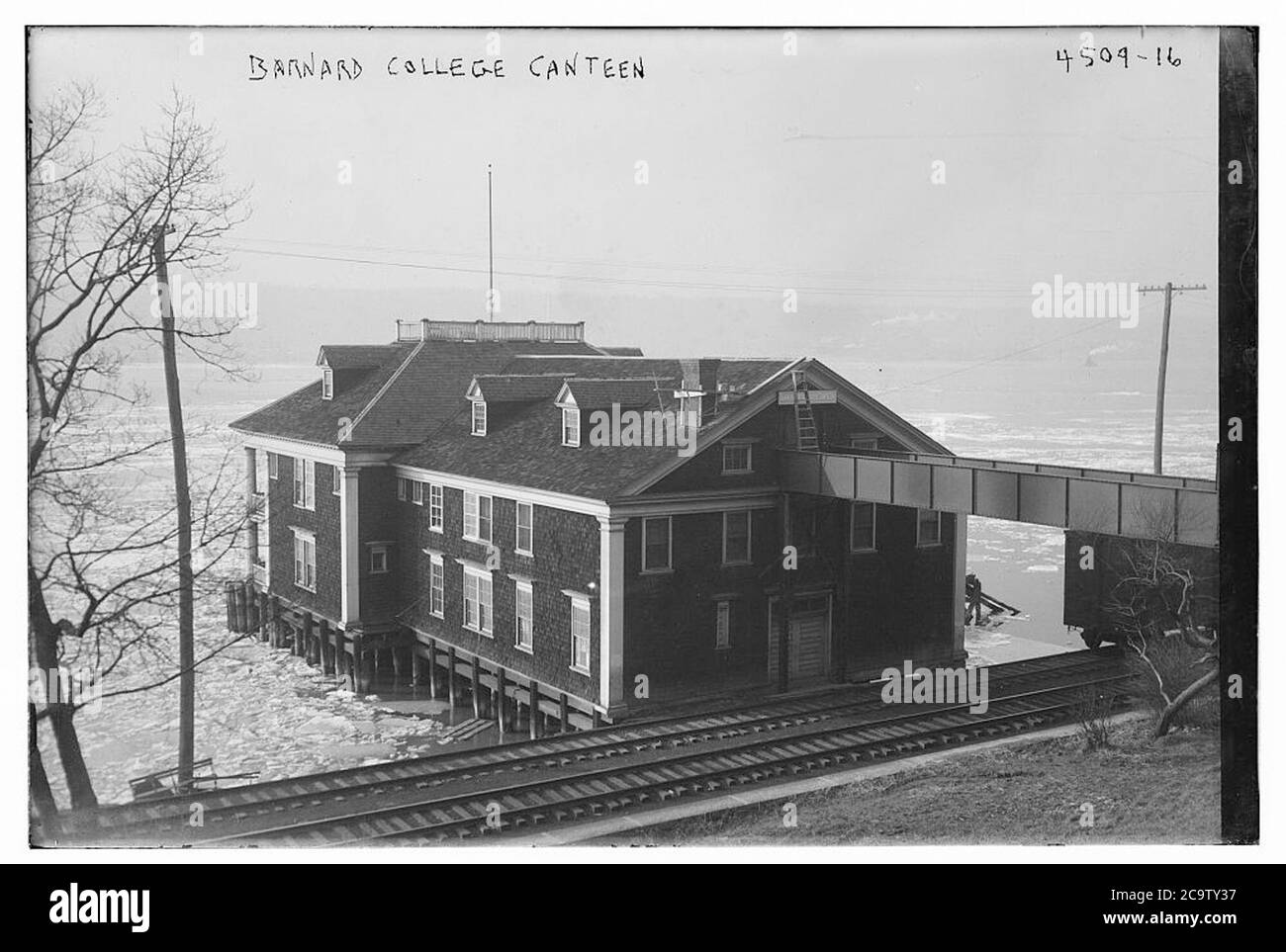 College canteen Cut Out Stock Images & Pictures Alamy