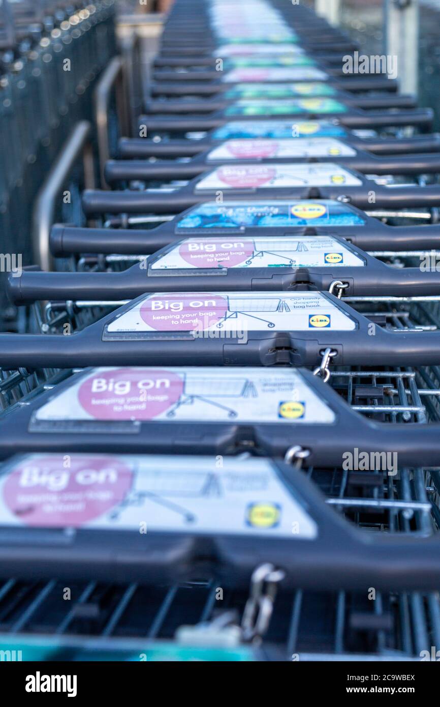 Lidl shopping trolley hires stock photography and images Alamy