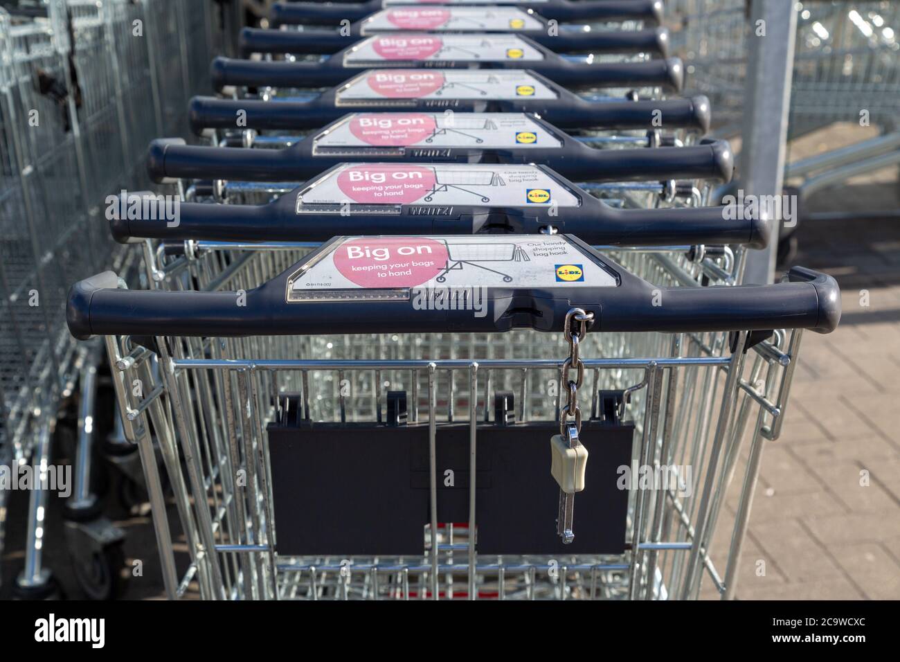 Lidl shopping trolley hires stock photography and images Alamy
