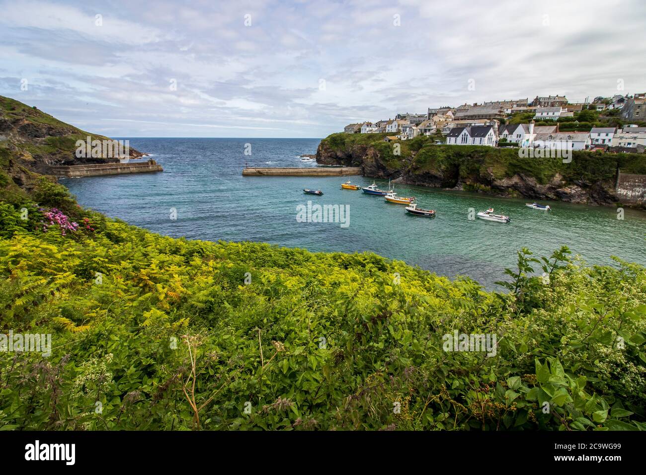 Port Isaac Sign Port Isaac - beautiful sea view Stock Photo - Alamy