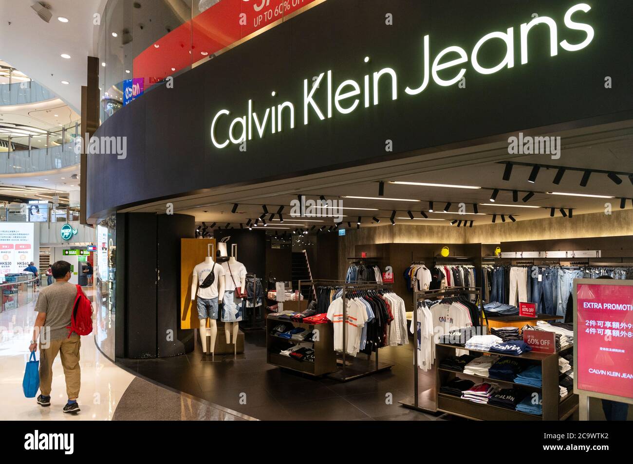 Samarbejde tidligste Mount Bank American multinational fashion brand, Calvin Klein Jeans store in Hong Kong  Stock Photo - Alamy