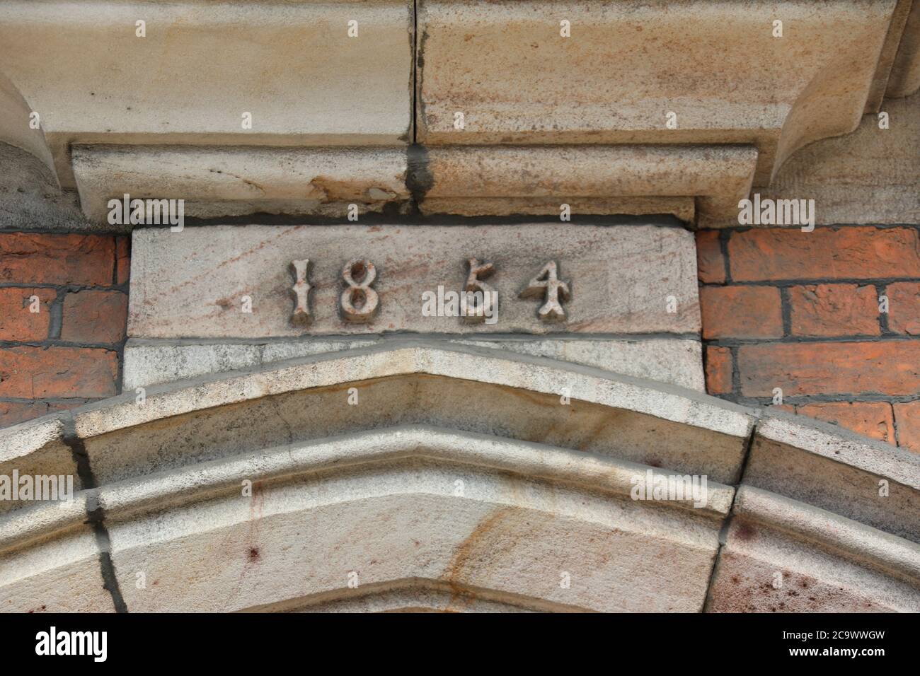 Datestone on the Trustee Savings Bank building in the Cheshire town of Sandbach Stock Photo