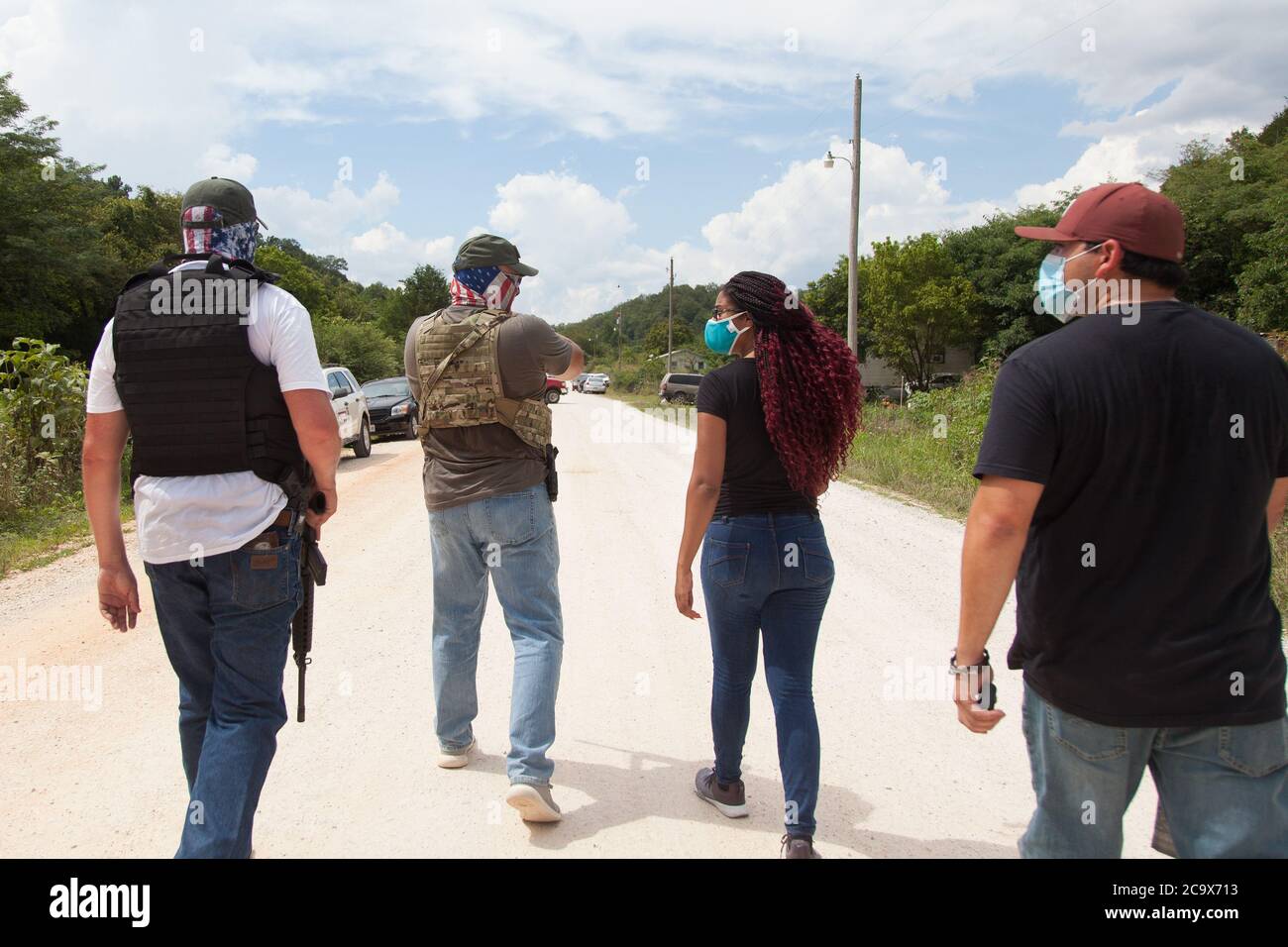 Zinc, Arkansas, USA. 2nd Aug, 2020. Aug. 2, 2020 Armed residents
