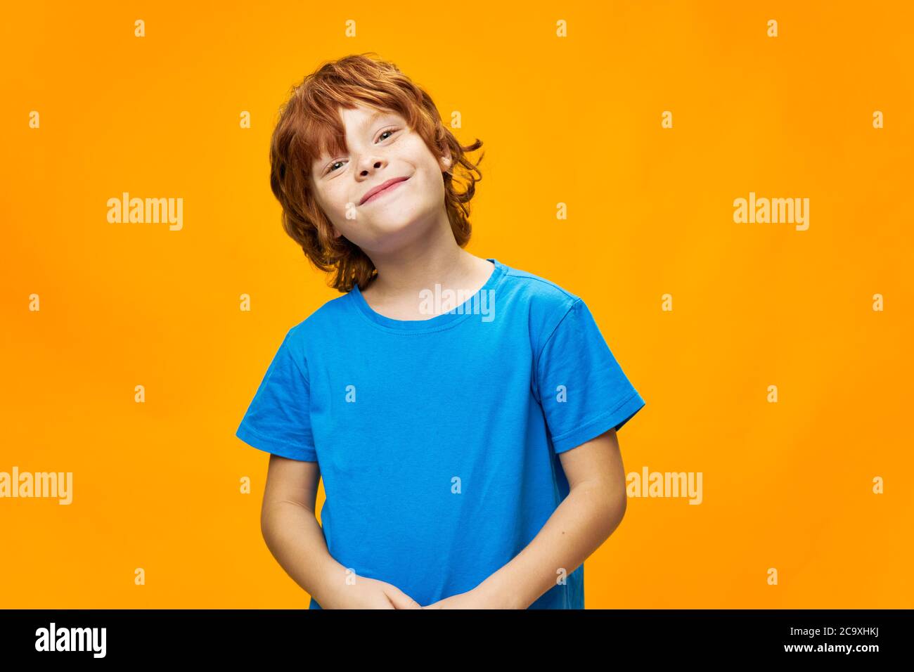 Adorable child head tilted side hires stock photography and images Alamy