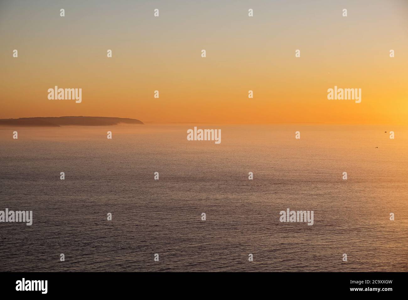 Beautiful evening sea sky hi-res stock photography and images - Alamy