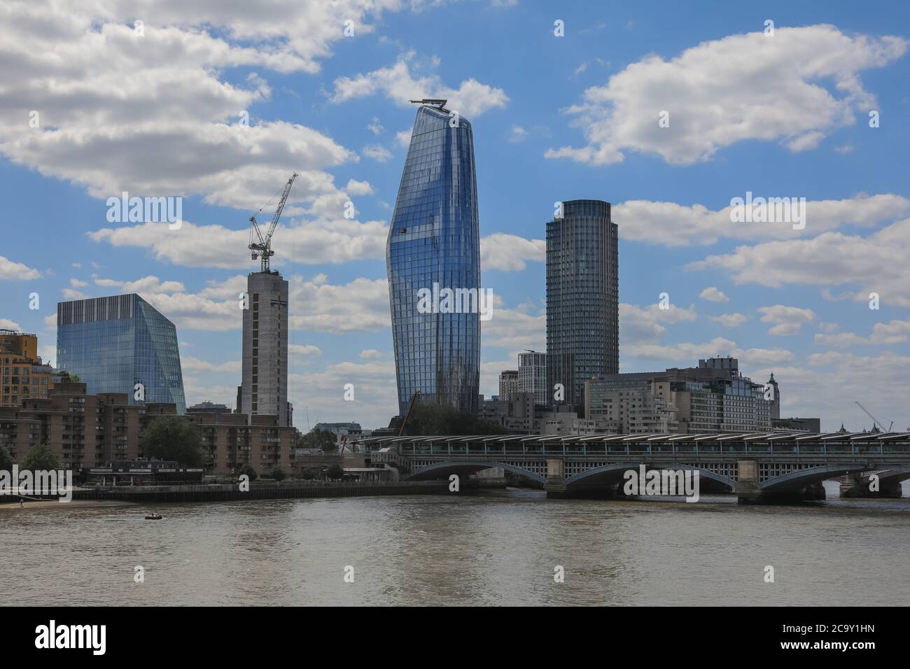 One 1 Blackfriars skyscraper development and Blackfriars Bridge in ...