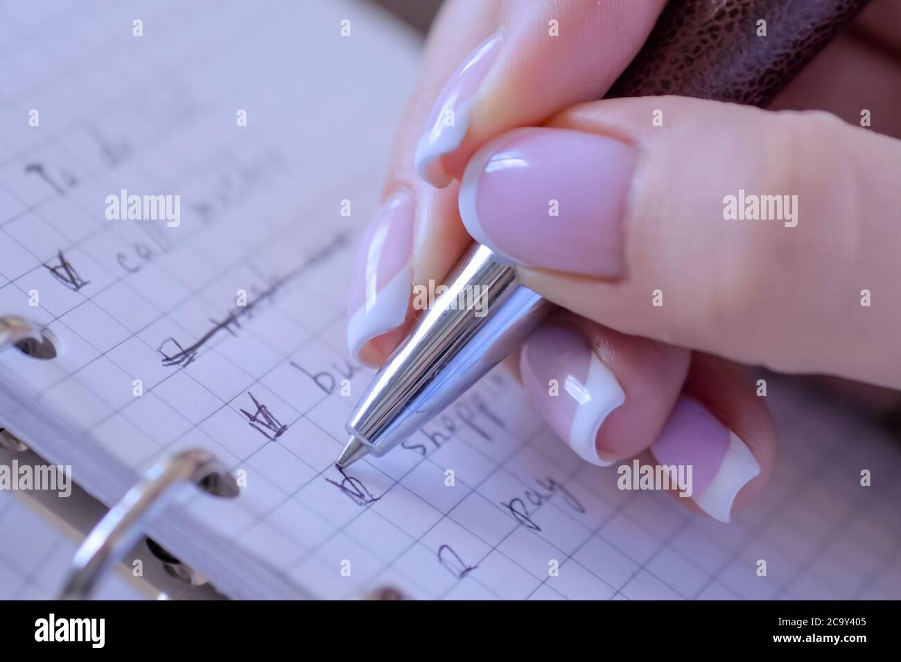 Check list in notebook hires stock photography and images Alamy
