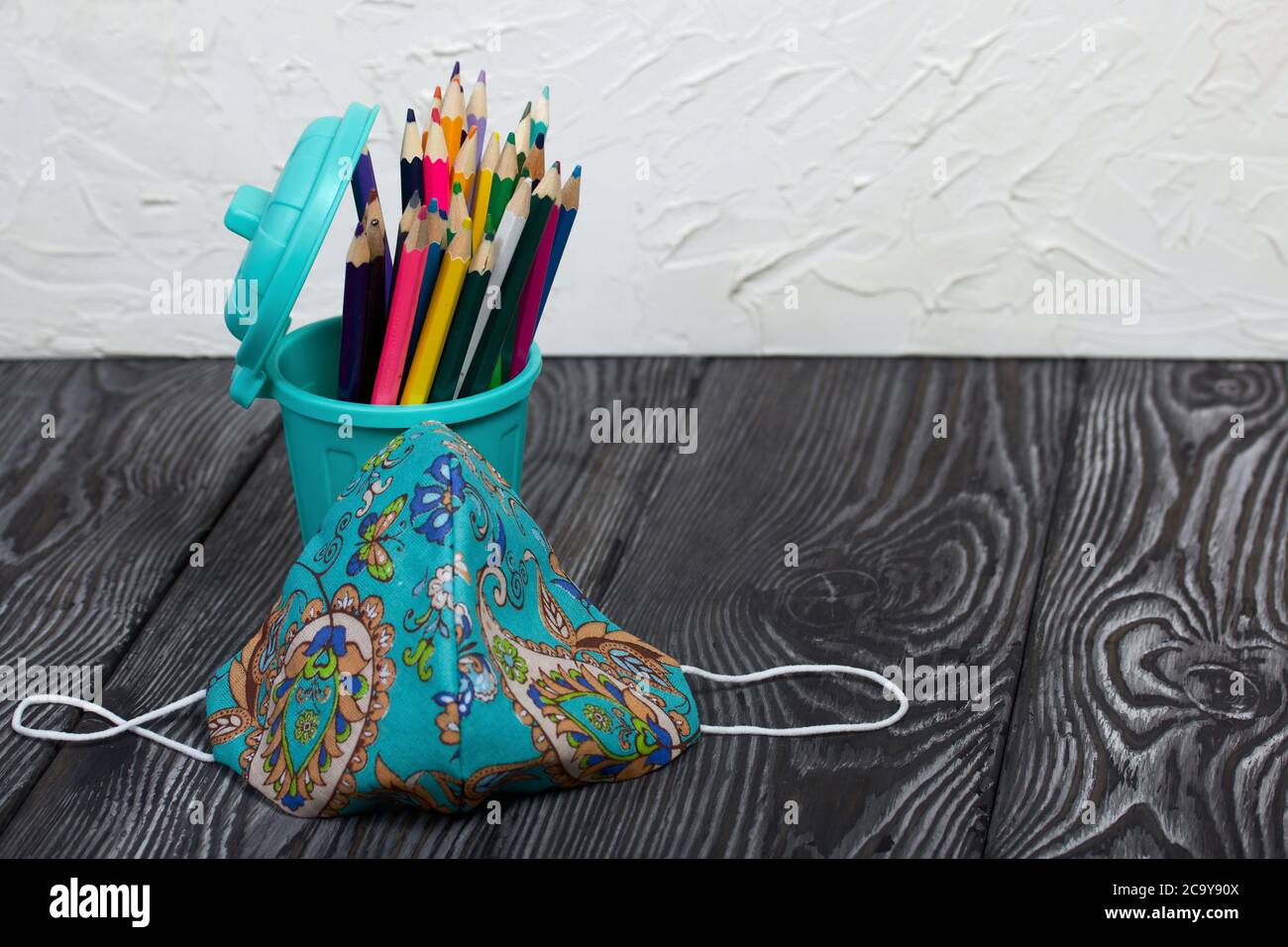 pencil contains