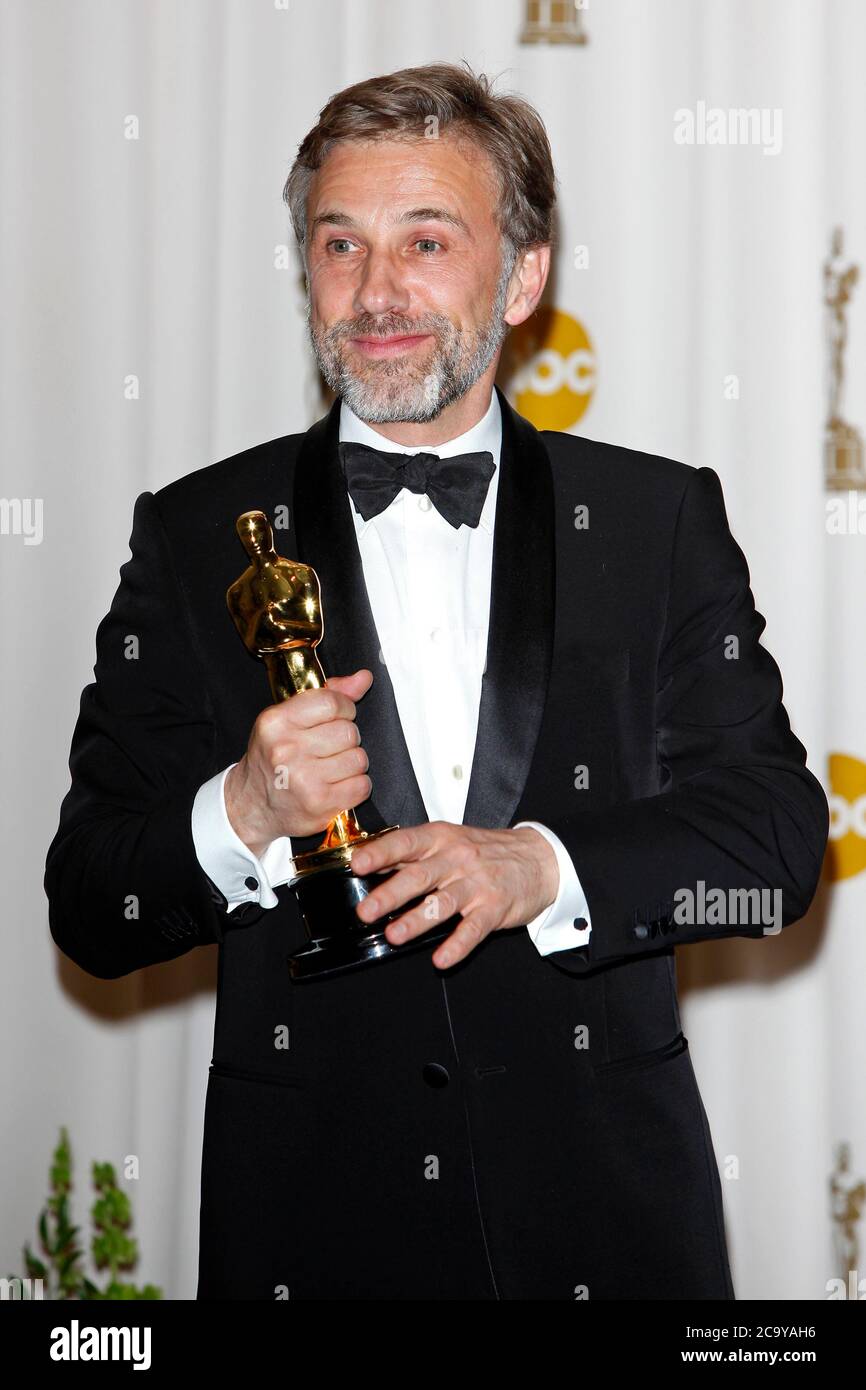 Los Angeles, USA. 07th Mar, 2010. Christoph Waltz with the Oscar for