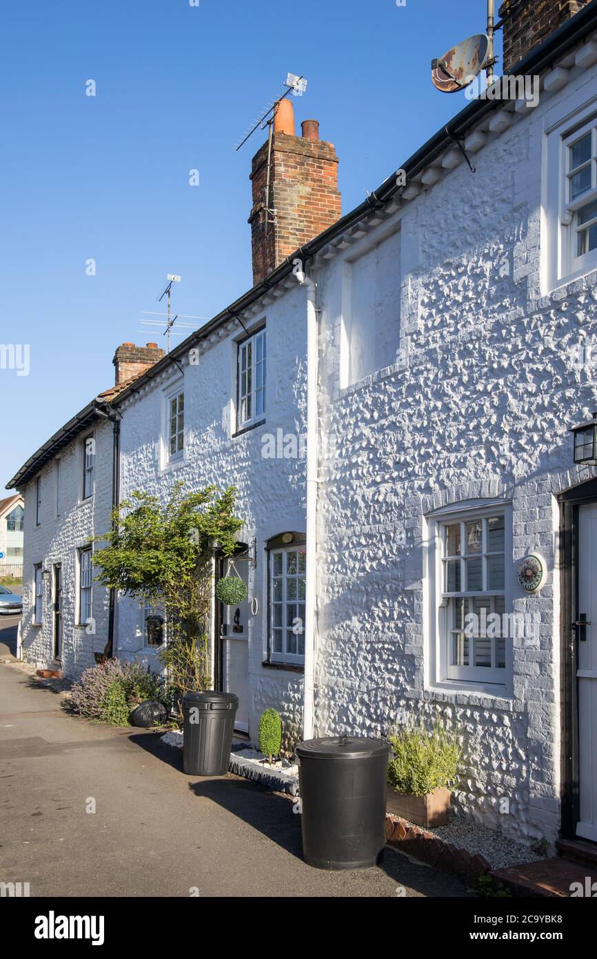 old terraced cottages in the village of angmering west sussex Stock Photo