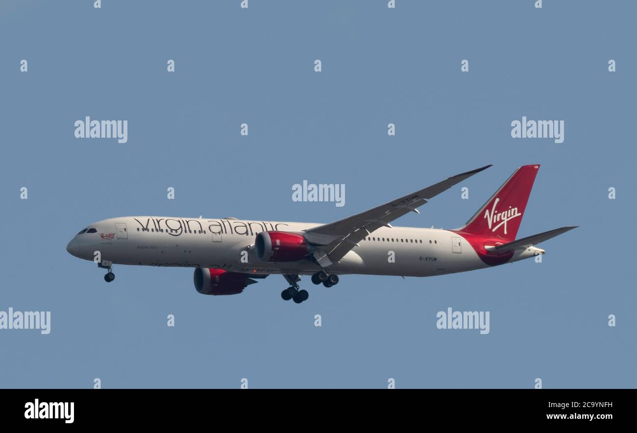 Virgin Atlantic Boeing 787 Dreamliner final approach to Heathrow inbound from Miami USA on 3 August 2020, 2 days before company files for protection. Stock Photo