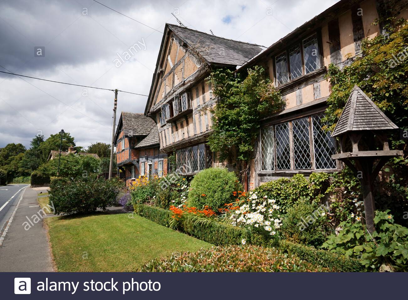 West End Farm And The Brick House In Pembridge A Medieval Timber Framed Building Herefordshire Stock Photo Alamy