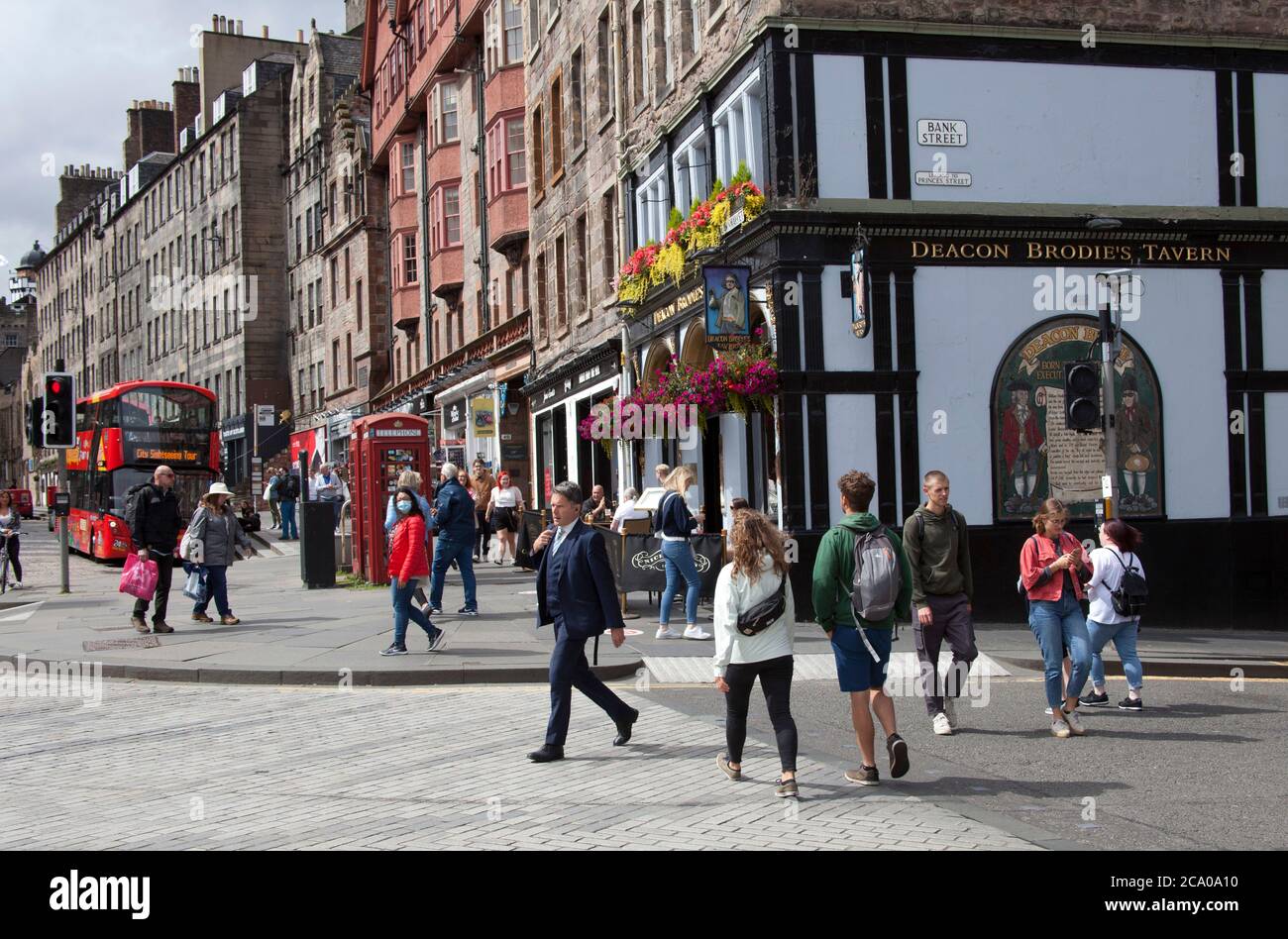 Edinburgh Scotland Uk 3 August 2020 Looking A Wee Bit More Normal On The Cities Streets With Some Tourists Wandering The Pavements Looking At Landmarks And Visiting The Restaurants On The Royal
